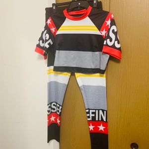 🛑SOLD!! 🛑 FINESSE 2 piece legging set